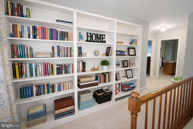 4109 LISA DR, Harrisburg, PA 17112