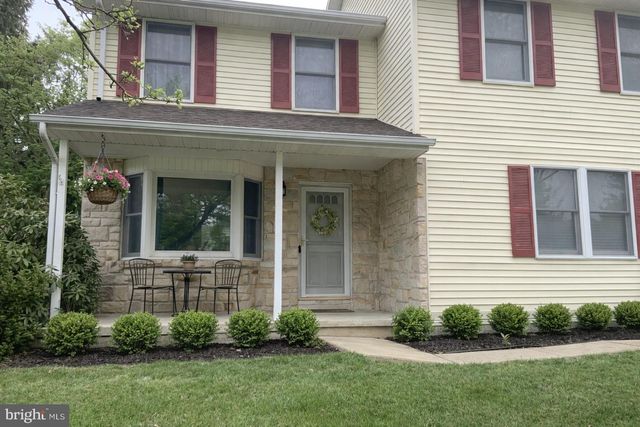 4109 LISA DR, Harrisburg, PA 17112