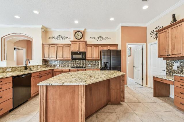 17923 ARBOR HAVEN DRIVE, Tampa, FL 33647