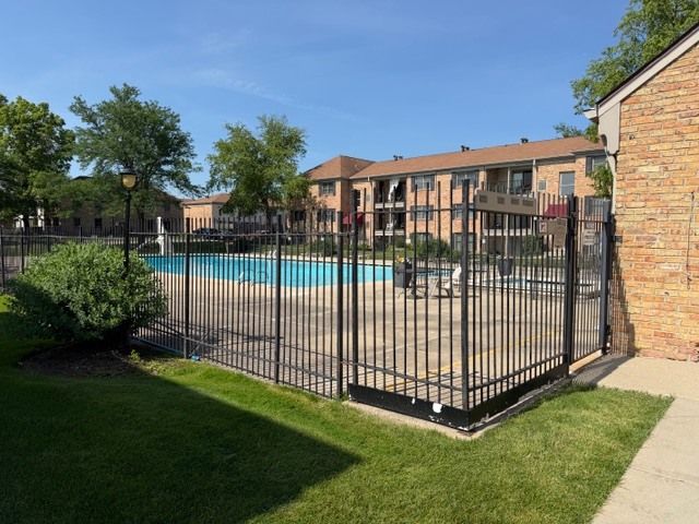 1756 Fayette Walk C, Hoffman Estates, IL 60169