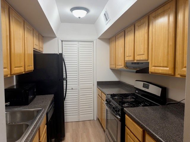 1756 Fayette Walk C, Hoffman Estates, IL 60169