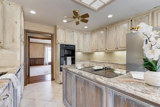 1308 Interurban Way, Edmond, OK 73034