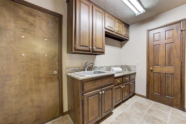 1308 Interurban Way, Edmond, OK 73034