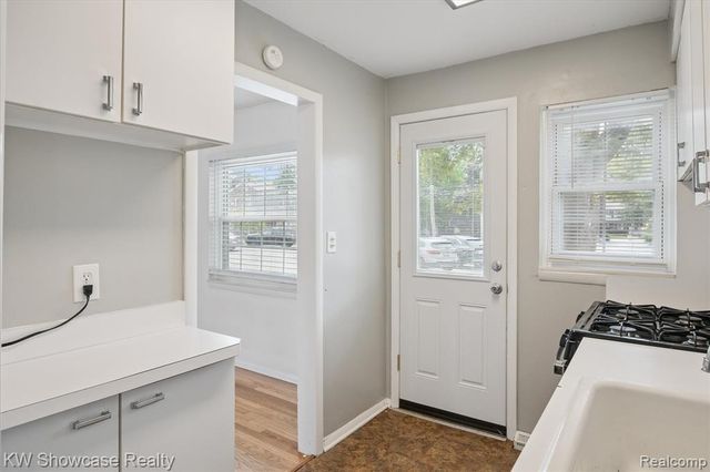 23112 Marter Road, Saint Clair Shores, MI 48080