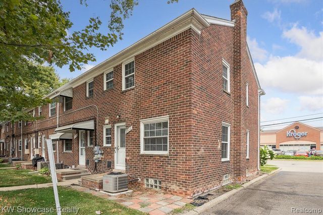 23112 Marter Road, Saint Clair Shores, MI 48080