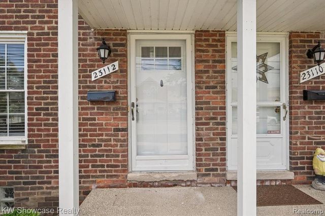 23112 Marter Road, Saint Clair Shores, MI 48080