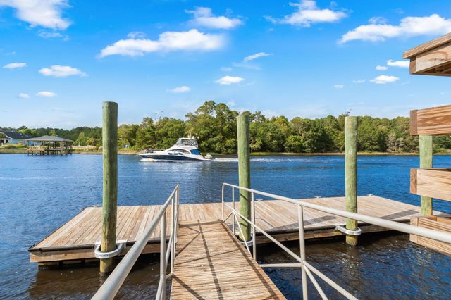 901 W Port Dr Unit 803, North Myrtle Beach, SC 29582