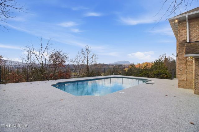 310 Teague Lane, Sevierville, TN 37862