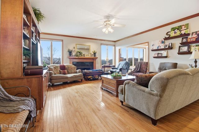 310 Teague Lane, Sevierville, TN 37862