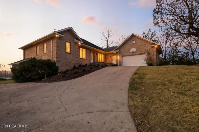 310 Teague Lane, Sevierville, TN 37862