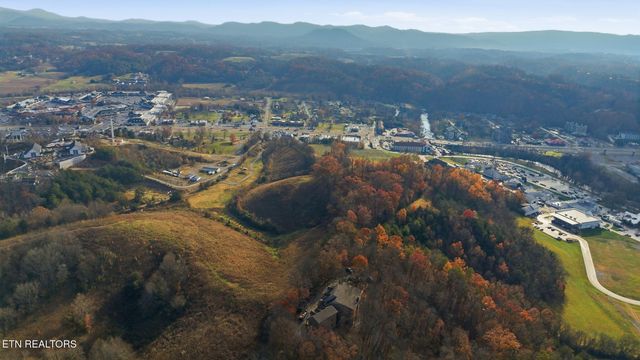 310 Teague Lane, Sevierville, TN 37862