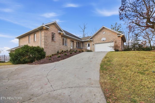 310 Teague Lane, Sevierville, TN 37862