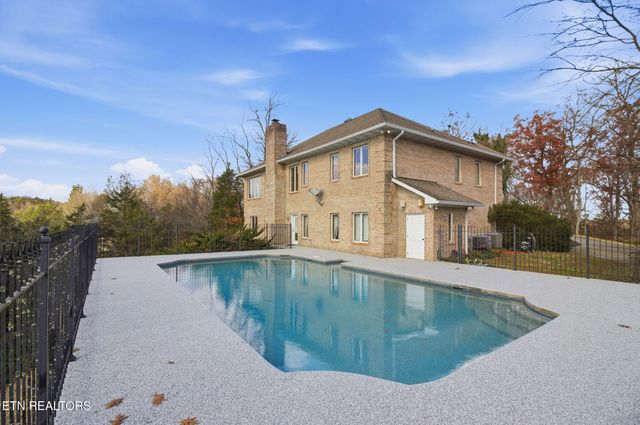 310 Teague Lane, Sevierville, TN 37862