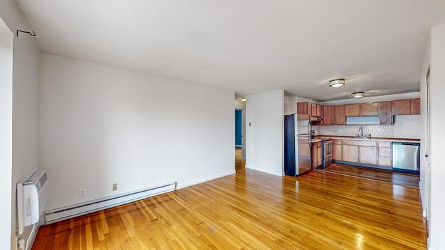 39 Englewood Ave 24, Boston, MA 02135
