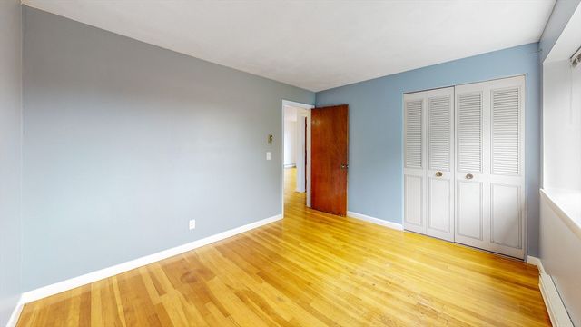 39 Englewood Ave 24, Boston, MA 02135