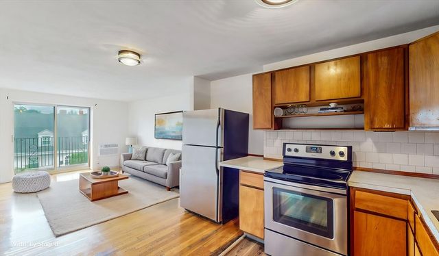 39 Englewood Ave 24, Boston, MA 02135