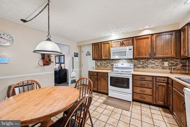 9405 PERGLEN RD, Nottingham, MD 21236