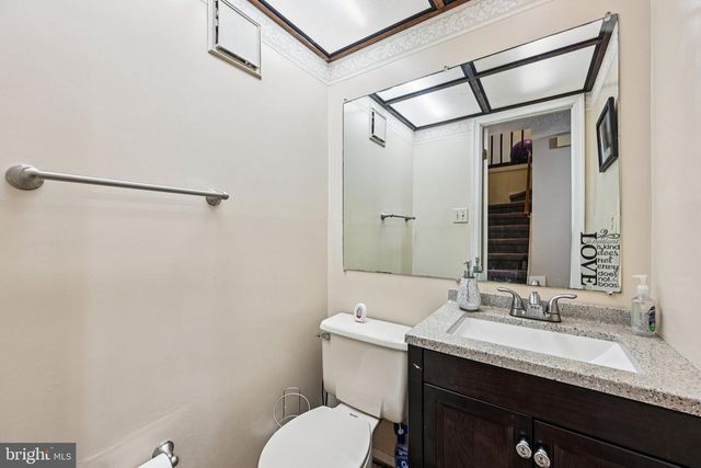 9405 PERGLEN RD, Nottingham, MD 21236