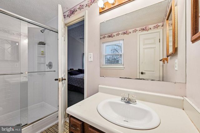 9405 PERGLEN RD, Nottingham, MD 21236