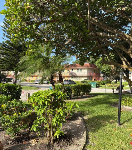 209 OXFORD 200, West Palm Beach, FL 33417