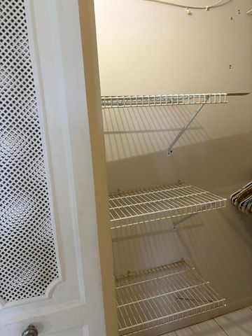209 OXFORD 200, West Palm Beach, FL 33417