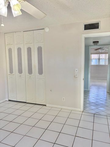 209 OXFORD 200, West Palm Beach, FL 33417