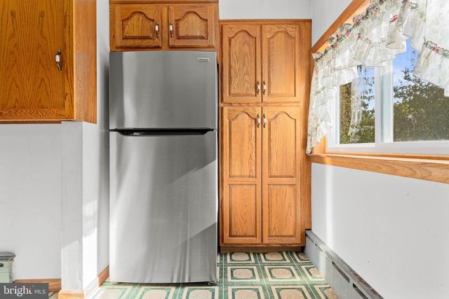 25 OAK LN, Havertown, PA 19083