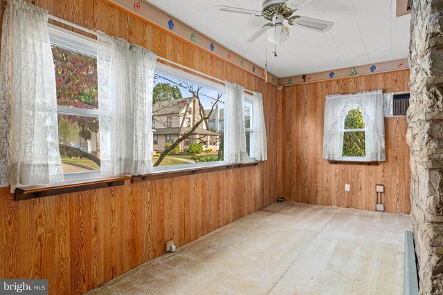 25 OAK LN, Havertown, PA 19083