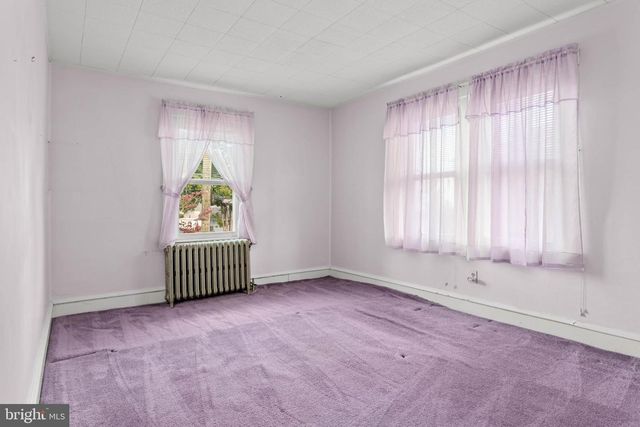 25 OAK LN, Havertown, PA 19083