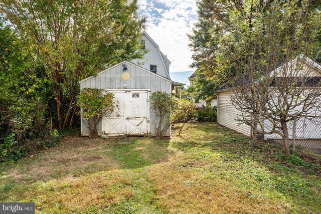 25 OAK LN, Havertown, PA 19083