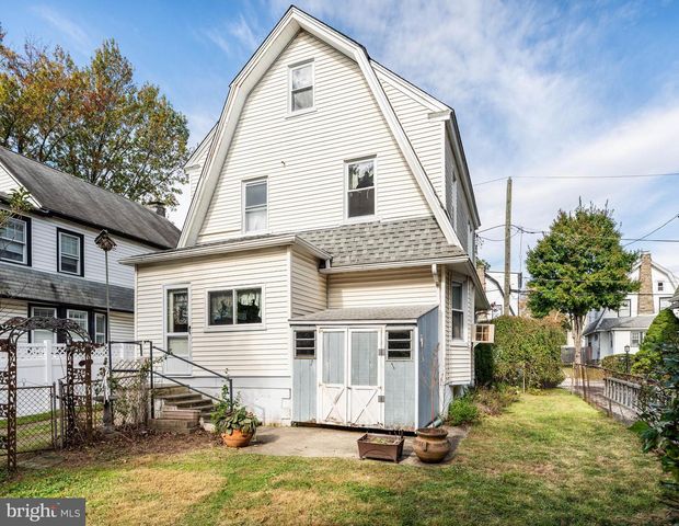 25 OAK LN, Havertown, PA 19083