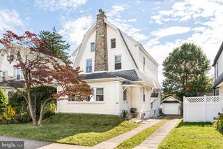 25 OAK LN, Havertown, PA 19083