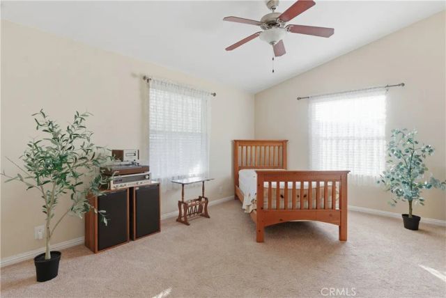 1225 Taft 5, Bakersfield, CA 93307