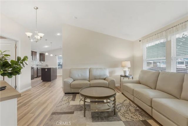 1225 Taft 5, Bakersfield, CA 93307