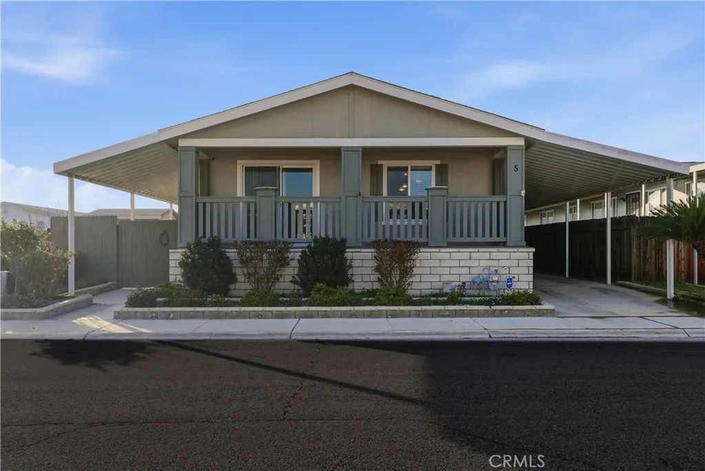 1225 Taft 5, Bakersfield, CA 93307
