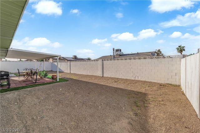 5280 Vicksburg Avenue, Las Vegas, NV 89122