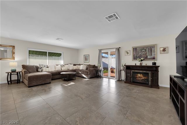 5280 Vicksburg Avenue, Las Vegas, NV 89122