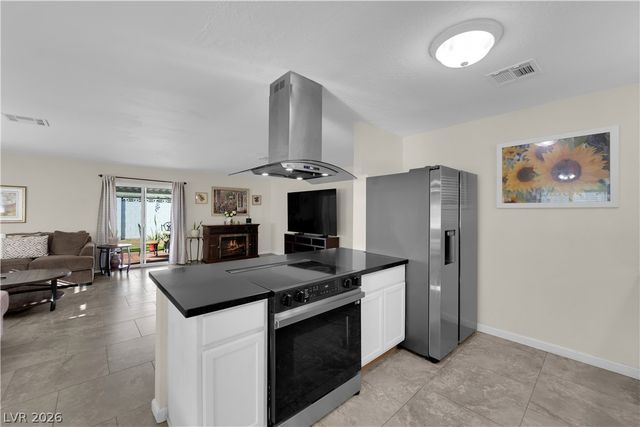 5280 Vicksburg Avenue, Las Vegas, NV 89122