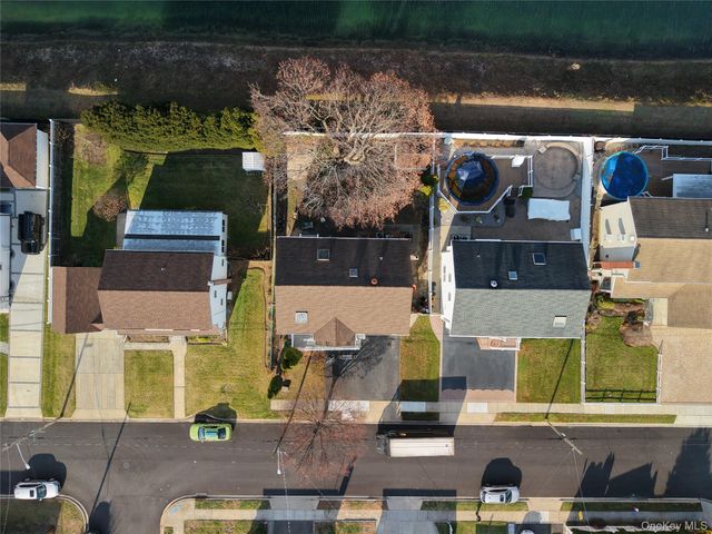 106 Harrison Avenue, Bethpage, NY 11714