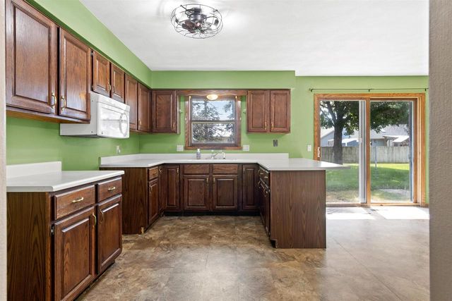 3729 Tripp Road, Janesville, WI 53548