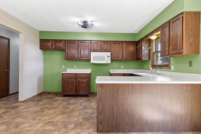 3729 Tripp Road, Janesville, WI 53548