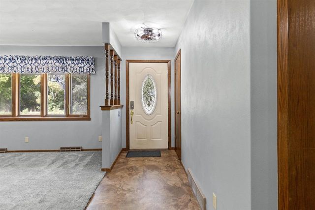 3729 Tripp Road, Janesville, WI 53548