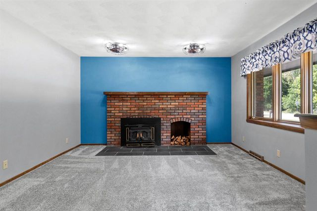 3729 Tripp Road, Janesville, WI 53548