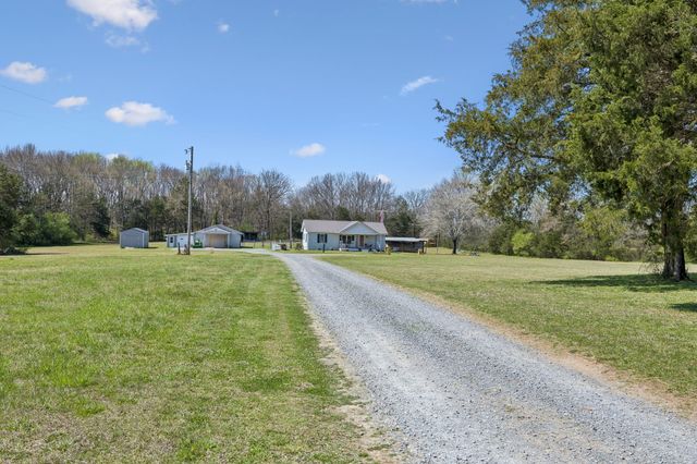 253 Henslee Rd, Shelbyville, TN 37160