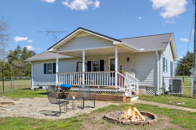 253 Henslee Rd, Shelbyville, TN 37160