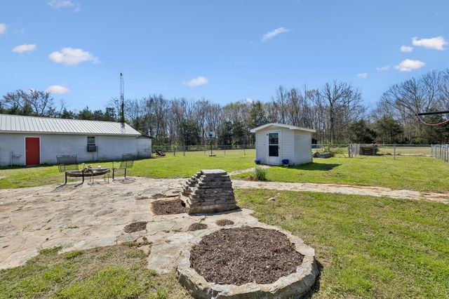 253 Henslee Rd, Shelbyville, TN 37160