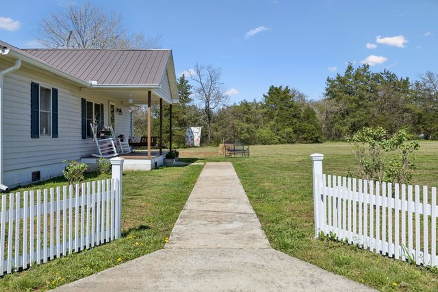 253 Henslee Rd, Shelbyville, TN 37160