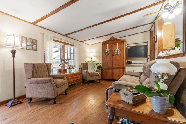 253 Henslee Rd, Shelbyville, TN 37160