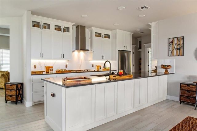 6510 SW Whispering Oak, Lawton, OK 73505