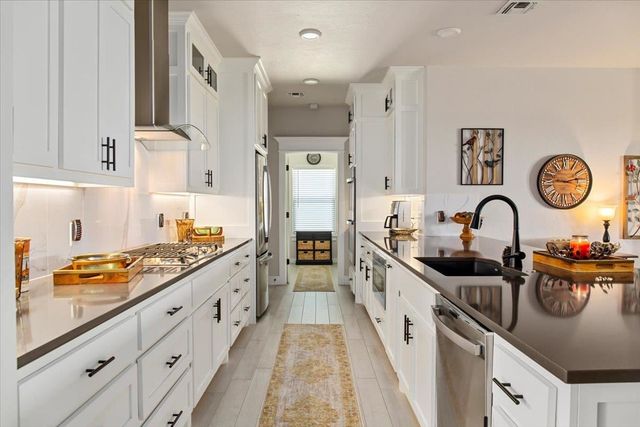 6510 SW Whispering Oak, Lawton, OK 73505